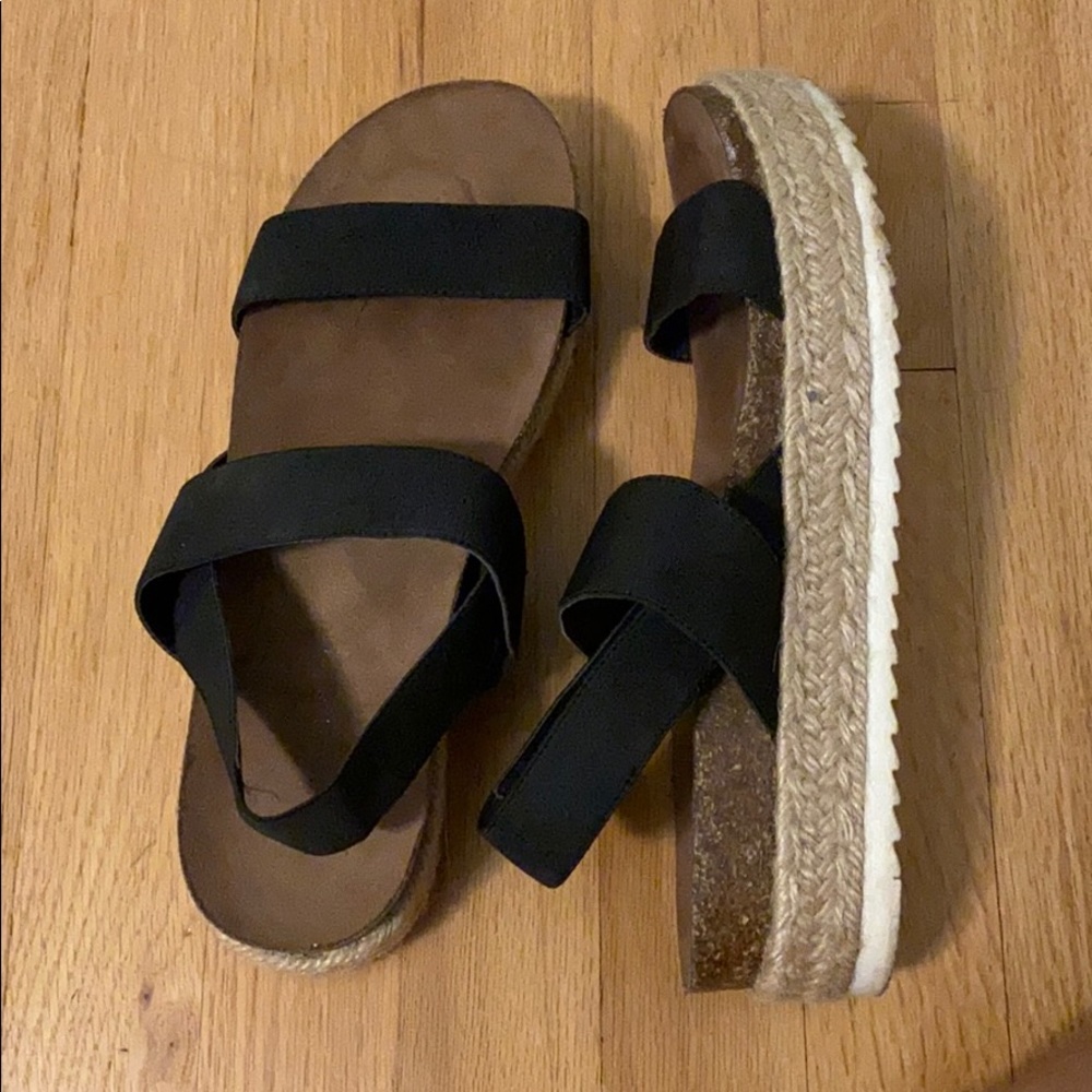 Steve Madden Black Platform Sandal (espadrille)
